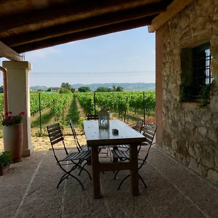 Casa Vacanze La Vigna * Lonigo