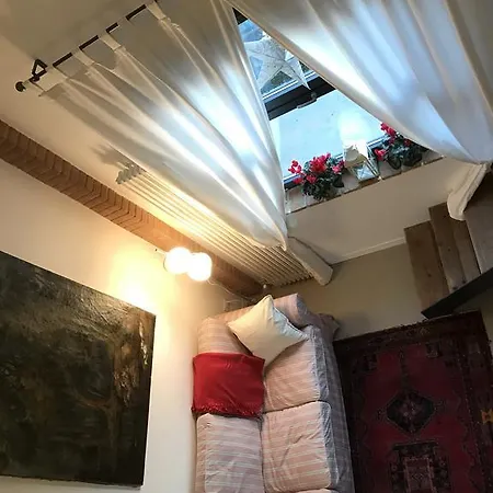 Casa Vacanze La Vigna 度假居 *
